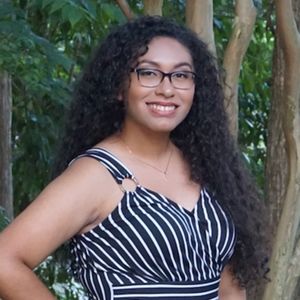 Meet your Posher, Valerie